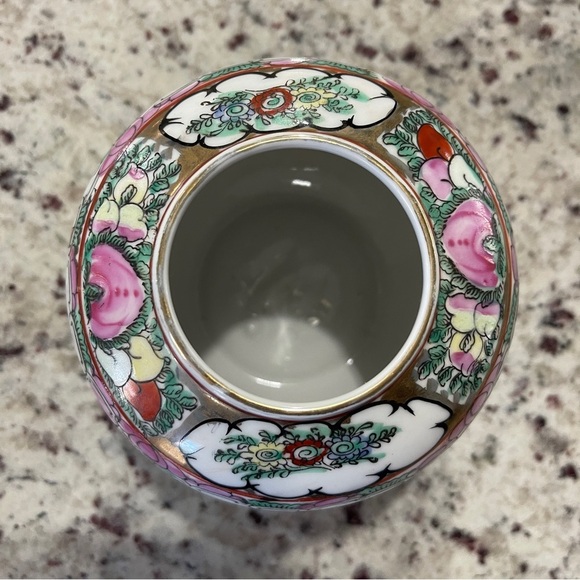 Vintage Hand Painted Chinese Enameled Vase Ginger Jar Asian Mid century Pottery - Picture 5 of 6